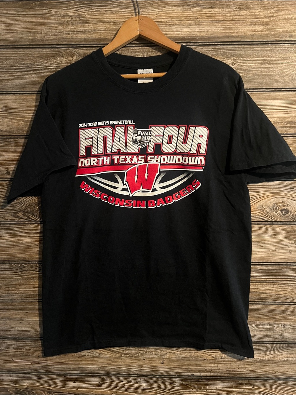 Wisconsin Badgers 2014 Final Four Tee